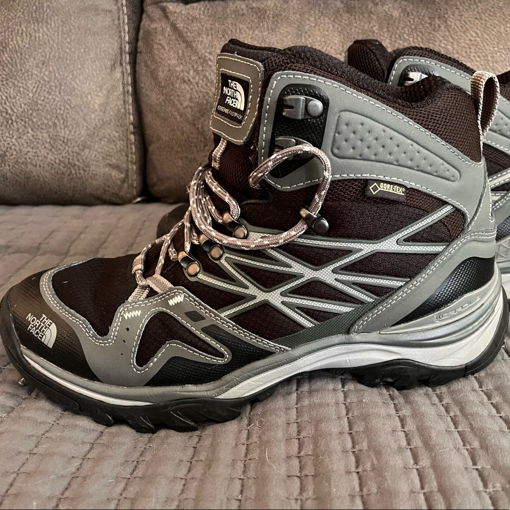 North Face Size 9